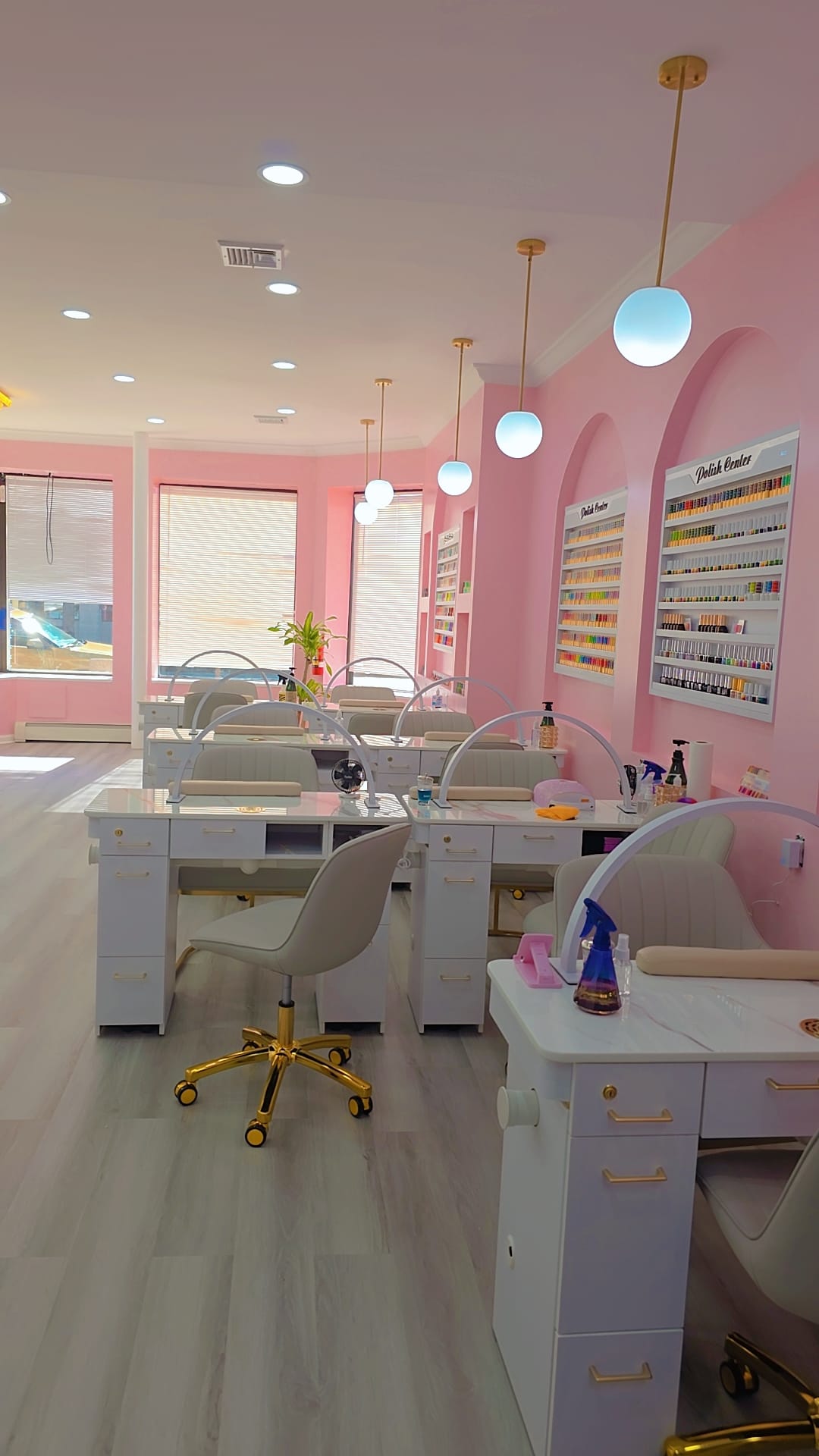 Eizas Nails Beauty Salon nail photo 5